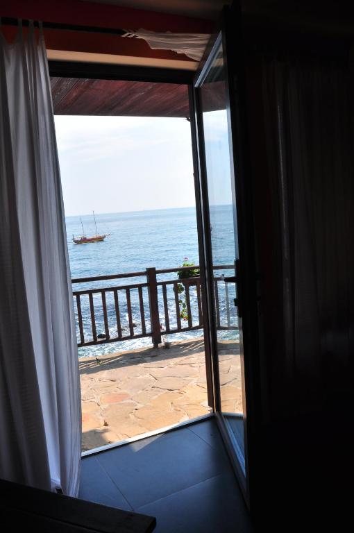 Deep Blue Guest House Sozopol Pokoj fotografie